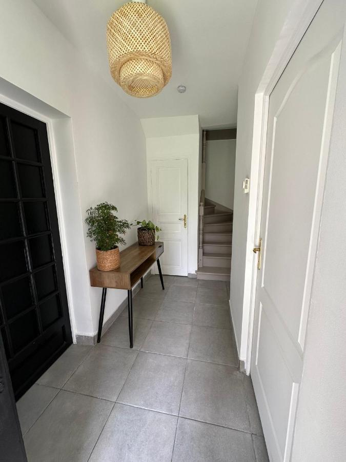 Love Room Avec Jacuzzi Proche Paris Et Roissy Cdg Persan Zewnętrze zdjęcie
